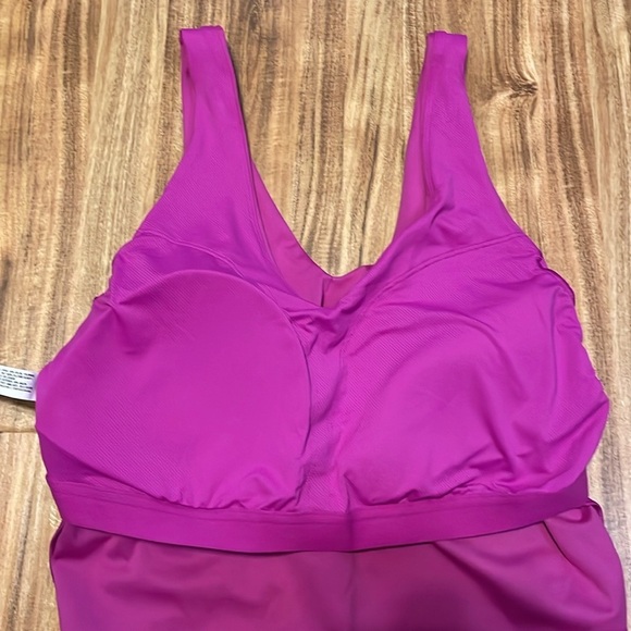 All in Motion women’s XL bra top flex vneck pink purple quick dry UPF NWT - Picture 6 of 12